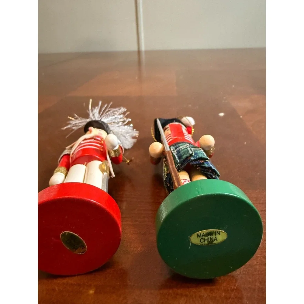 Set of 2 Wooden Nutcracker Soldier Ornaments 5